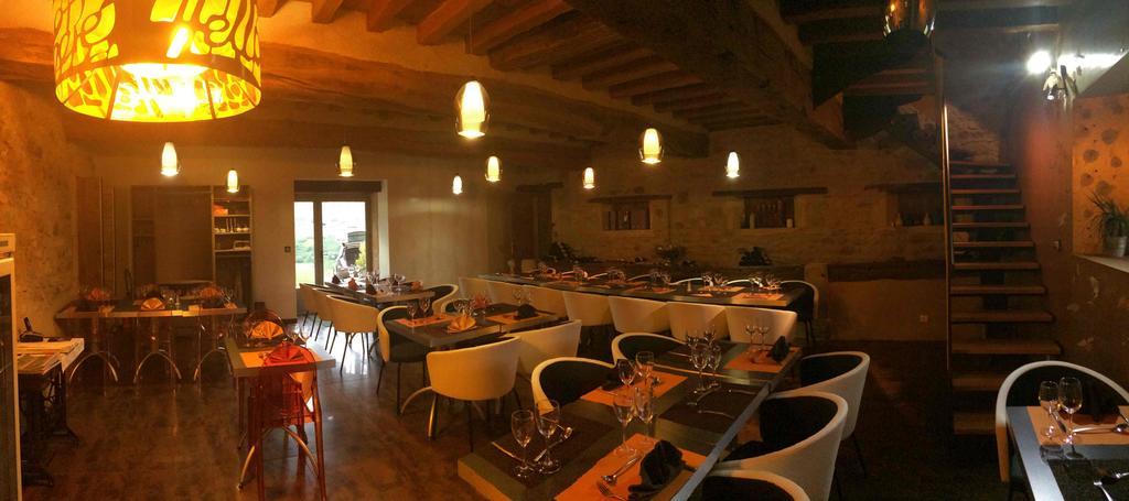 Domaine De Noyer Bed & Breakfast Saint-Christophe-en-Brionnais Ngoại thất bức ảnh
